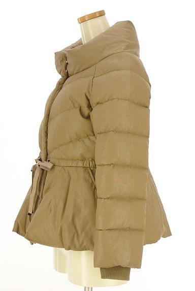 クリックで大画像表示 RUIRUE BOUTIQUE(ルイルエブティック)の古着「ドロストペプラムエコレザーダウンジャケット(ダウンジャケット・ダウンコート)」大画像3へ