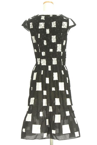 HIROKO BIS（ヒロコビス）の古着「スクエア柄フレンチスリーブワンピース（ワンピース・チュニック）」大画像２へ