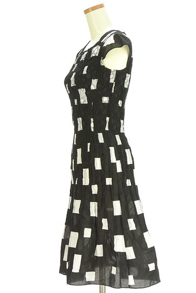 HIROKO BIS（ヒロコビス）の古着「スクエア柄フレンチスリーブワンピース（ワンピース・チュニック）」大画像３へ