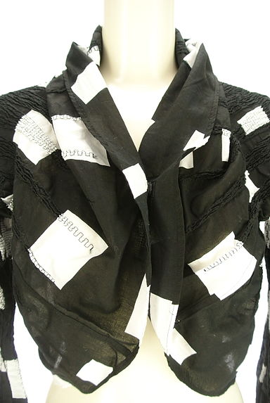 クリックで大画像表示 HIROKO BIS(ヒロコビス)の古着「スクエア柄カーディガン(カーディガン・ボレロ)」大画像4へ