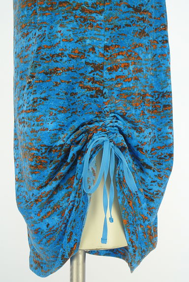 HIROKO BIS（ヒロコビス）の古着「オフタートルミドル丈カットソー（カットソー・プルオーバー）」大画像４へ