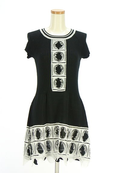 HIROKO BIS（ヒロコビス）の古着「モノトーン膝上ニットワンピース（ワンピース・チュニック）」大画像１へ