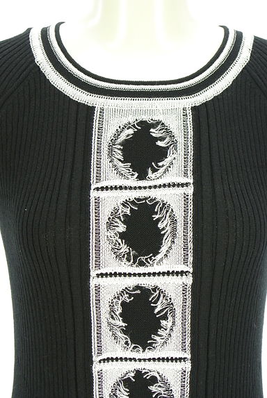 HIROKO BIS（ヒロコビス）の古着「モノトーン膝上ニットワンピース（ワンピース・チュニック）」大画像４へ