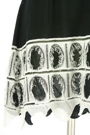 HIROKO BIS（ヒロコビス）の古着「モノトーン膝上ニットワンピース（ワンピース・チュニック）」大画像５へ