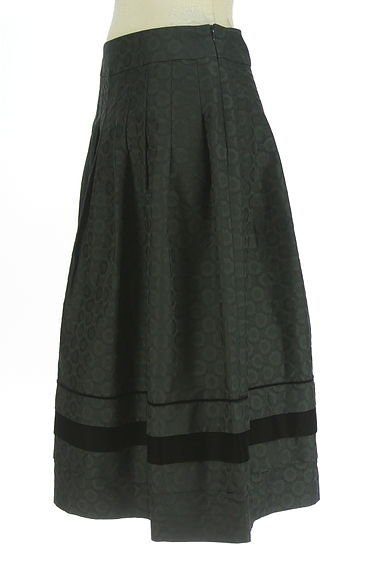 HIROKO KOSHINO（ヒロココシノ）の古着「花柄ジャガードティアード膝下スカート（ロングスカート・マキシスカート）」大画像３へ
