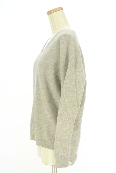 クリックで大画像表示 iCB(アイシービー)の古着「バックスリットVネックニット(ニット)」大画像3へ