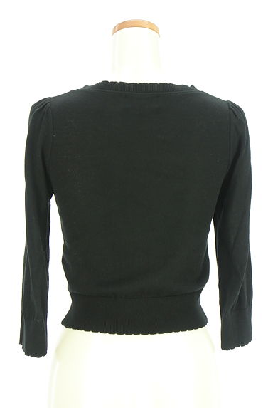 JILL by JILLSTUART（ジルバイジルスチュアート）の古着「スカラップ縁取りVネックニットカーディガン（カーディガン・ボレロ）」大画像２へ