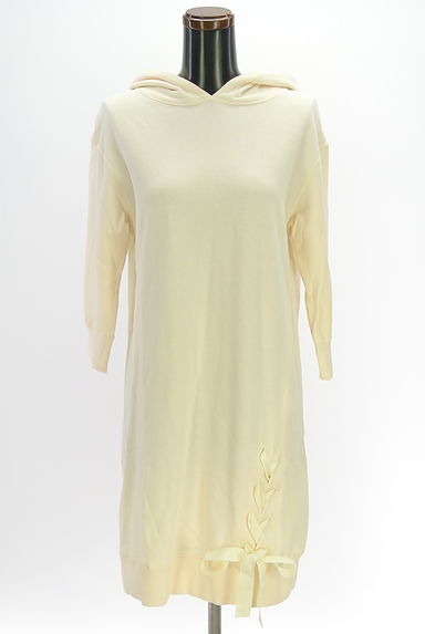 JILL by JILLSTUART（ジルバイジルスチュアート）の古着「レースアップ膝上パーカーワンピース（ワンピース・チュニック）」大画像１へ