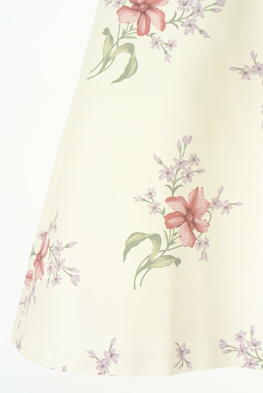 JILL by JILLSTUART（ジルバイジルスチュアート）の古着「膝丈花柄フレアスカート（スカート）」大画像５へ