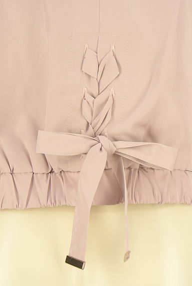 JILL by JILLSTUART（ジルバイジルスチュアート）の古着「バックレースアップノーカラージャケット（ブルゾン・スタジャン）」大画像５へ