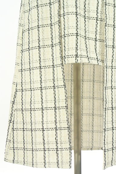 クリックで大画像表示 REDYAZEL(レディアゼル)の古着「ラメツイードロングワンピース(キャミワンピース)」大画像5へ