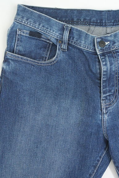 ARMANI EXCHANGE（アルマーニ エクスチェンジ）の古着「ウォッシュド加工ストレートデニムパンツ（デニムパンツ）」大画像３へ
