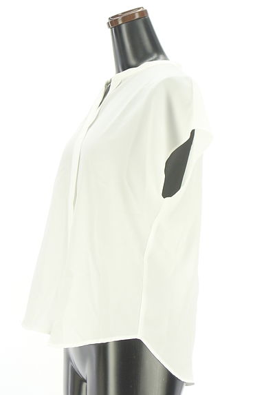 クリックで大画像表示 23区(ニジュウサンク)の古着「キーネックノースリカットソー(カットソー・プルオーバー)」大画像3へ