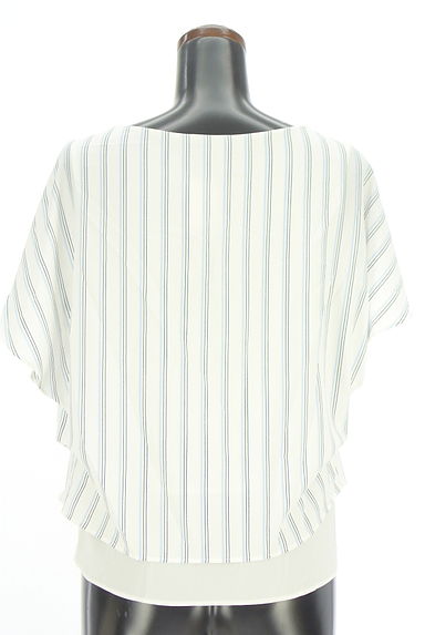 INDIVI（インディヴィ）の古着「ストライプ柄フレンチスリーブカットソー（カットソー・プルオーバー）」大画像２へ