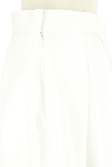 Viaggio Blu（ビアッジョブルー）の古着「花プリントロングフレアスカート（ロングスカート・マキシスカート）」大画像４へ