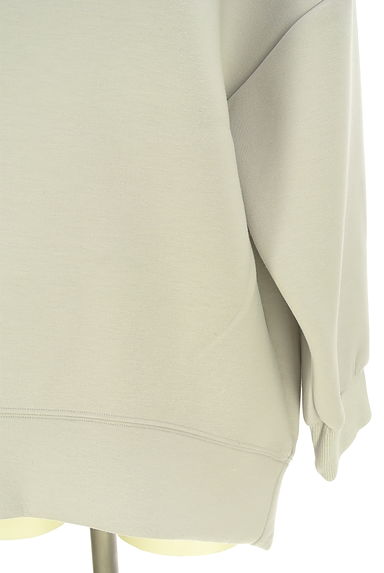 クリックで大画像表示 LAUTREAMONT(ロートレアモン)の古着「ハイネックダンボールカットソー(スウェット・パーカー)」大画像5へ