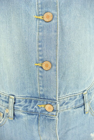 クリックで大画像表示 AZUL BY MOUSSY(アズールバイマウジー)の古着「ミモレ丈デニムサロペットスカート(オーバーオール・サロペット)」大画像4へ