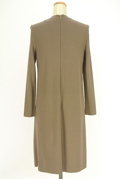 EPOCA（エポカ）の古着「スタッズ付きモックネックニットワンピース（ワンピース・チュニック）」大画像２へ