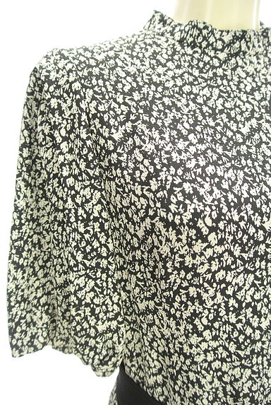 EPOCA（エポカ）の古着「ゴムベルト付き総柄ワンピース（ワンピース・チュニック）」大画像４へ