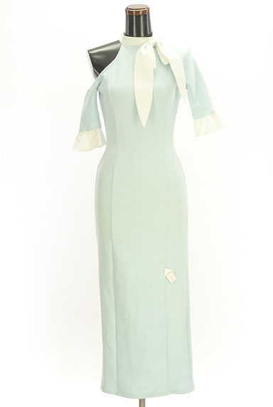 Darich（ダーリッチ）の古着「アシメオープンショルダーロングワンピース（ワンピース・チュニック）」大画像４へ