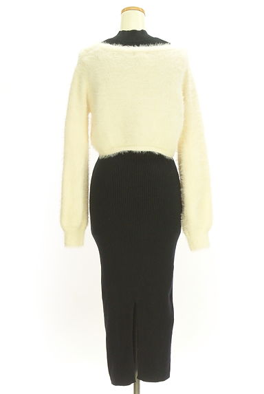 クリックで大画像表示 RESEXXY(リゼクシー)の古着「ノースリニットワンピ+シャギーニット(ツーピース(ジャケット+ワンピース))」大画像2へ