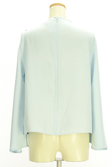 anuans（アニュアンス）の古着「ボタン付きベルスリーブブラウス（カットソー・プルオーバー）」大画像２へ