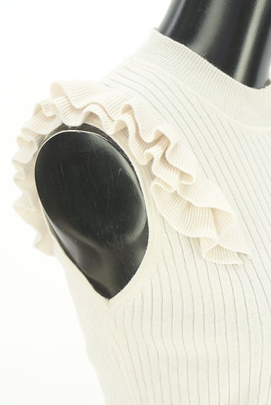 WILLSELECTION（ウィルセレクション）の古着「バックレースアップ肩フリルニット（ニット）」大画像４へ