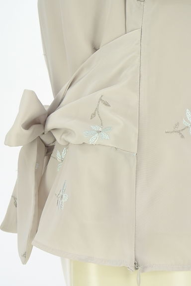 WILLSELECTION（ウィルセレクション）の古着「半そで花柄刺しゅうカットソー（カットソー・プルオーバー）」大画像５へ