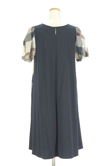 BLUE LABEL CRESTBRIDGE（ブルーレーベル・クレストブリッジ）の古着「半そでチェック柄ワンピース（ワンピース・チュニック）」大画像２へ