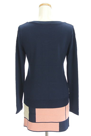 Rady（レディ）の古着「Uネックカーディガン+ミニスカートセット（セットアップ（ジャケット＋スカート））」大画像２へ