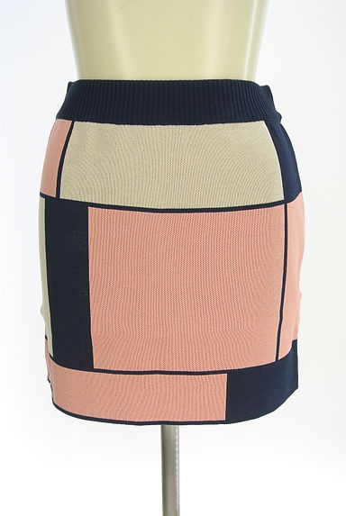 Rady（レディ）の古着「Uネックカーディガン+ミニスカートセット（セットアップ（ジャケット＋スカート））」大画像４へ