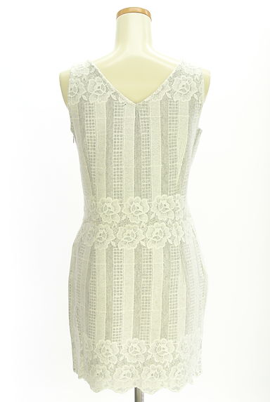 rienda（リエンダ）の古着「ノースリ刺しゅうワンピース（キャミワンピース）」大画像２へ