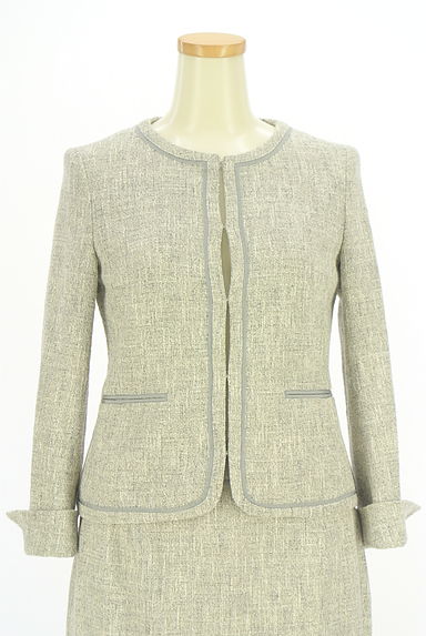 green label relaxing（グリーンレーベル リラクシング）の古着「ノーカラージャケット×スカート セットアップ（セットアップ（ジャケット＋スカート））」大画像４へ