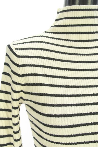 AZUL BY MOUSSY（アズールバイマウジー）の古着「タートルネックボーダーリブニット（ニット）」大画像４へ