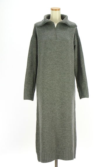 AZUL BY MOUSSY（アズールバイマウジー）の古着「ハーフジップニットワンピース（ワンピース・チュニック）」大画像１へ