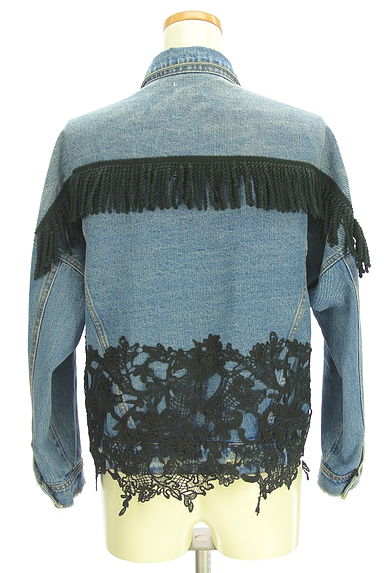 YECCA VECCA（イェッカヴェッカ）の古着「刺繍レース付Gジャン（ブルゾン・スタジャン）」大画像２へ