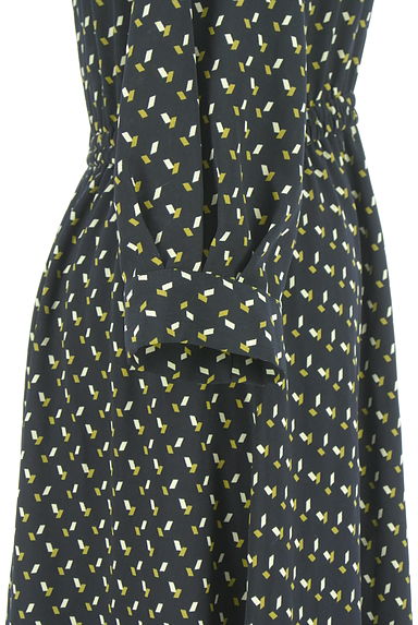 YECCA VECCA（イェッカヴェッカ）の古着「幾何学模様スキッパーワンピース。（ワンピース・チュニック）」大画像５へ