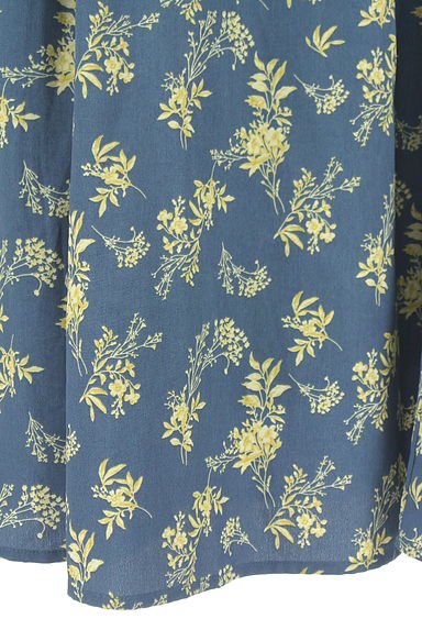 YECCA VECCA（イェッカヴェッカ）の古着「花柄ロングフレアスカート（ロングスカート・マキシスカート）」大画像５へ