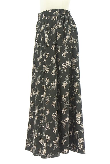 YECCA VECCA（イェッカヴェッカ）の古着「花柄フレアロングスカート（ロングスカート・マキシスカート）」大画像３へ