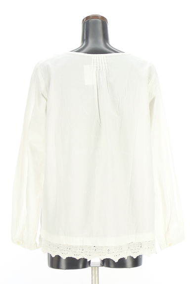 Samansa Mos2（サマンサモスモス）の古着「裾レースブラウス（カットソー・プルオーバー）」大画像２へ