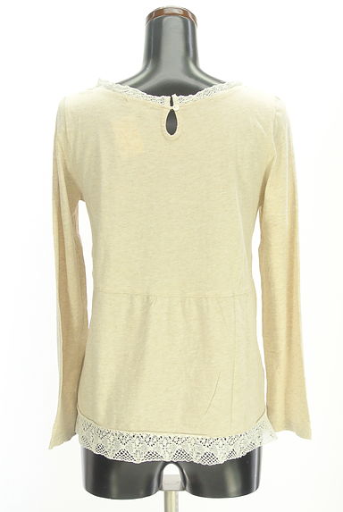 Samansa Mos2（サマンサモスモス）の古着「ヨーク切替裾レースカットソー（カットソー・プルオーバー）」大画像２へ