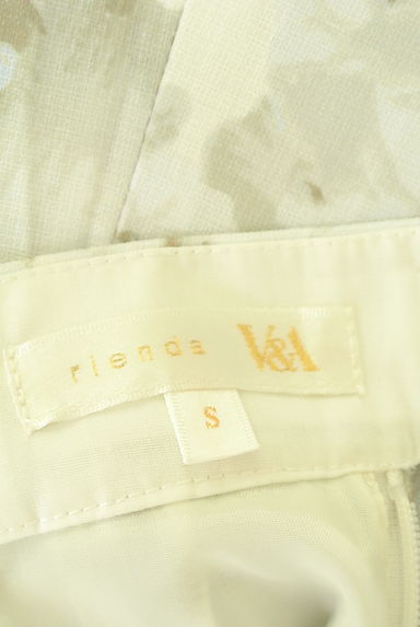 rienda（リエンダ）の古着「V&Aコラボ花柄ロングフレアスカート（ロングスカート・マキシスカート）」大画像６へ