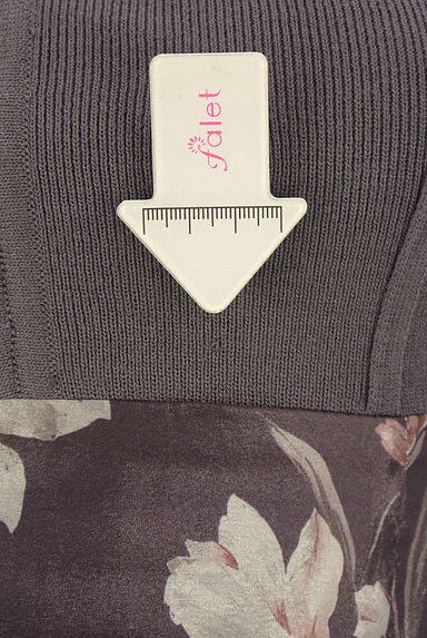 MERCURYDUO（マーキュリーデュオ）の古着「リブニット×花柄シアーワンピース（ワンピース・チュニック）」大画像５へ