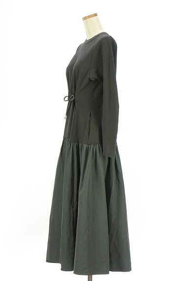 ADAM ET ROPE（アダムエロペ）の古着「別地切替ウエストドロストワンピース（ワンピース・チュニック）」大画像３へ