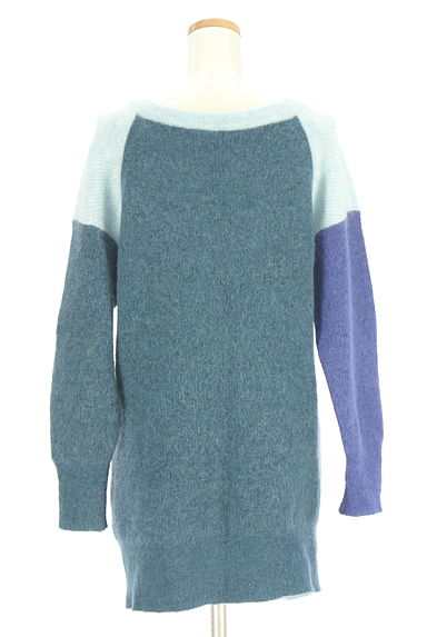 Sybilla（シビラ）の古着「ミドル丈Vネック配色ニット（セーター）」大画像２へ