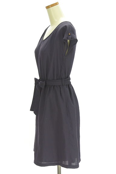 NATURAL BEAUTY BASIC（ナチュラルビューティベーシック）の古着「ベルト付きウエストゴム膝上ワンピース（ワンピース・チュニック）」大画像３へ