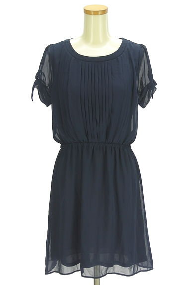 Te chichi（テチチ）の古着「フロントタックシフォン膝上ワンピース（ワンピース・チュニック）」大画像１へ