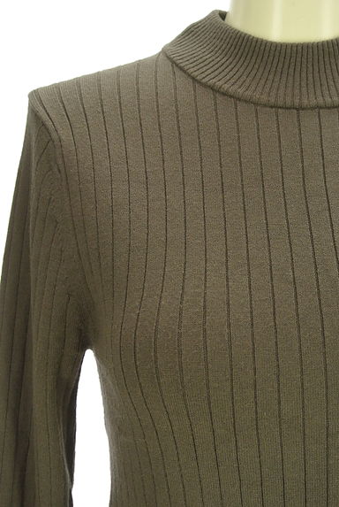 URBAN RESEARCH DOORS（アーバンリサーチドアーズ）の古着「モックネックリブニット（ニット）」大画像４へ