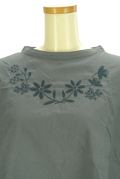 Samansa Mos2（サマンサモスモス）の古着「花刺繍入りフレアスリーブブラウス（カットソー・プルオーバー）」大画像４へ