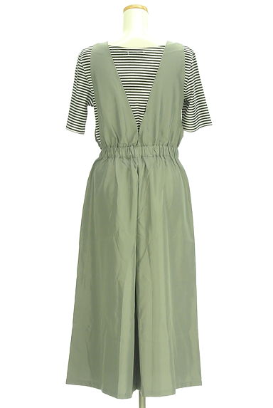 Samansa Mos2（サマンサモスモス）の古着「ボーダーリブカットソー×フレアサロペットパンツ　セットアップ（セットアップ（ジャケット＋パンツ））」大画像２へ